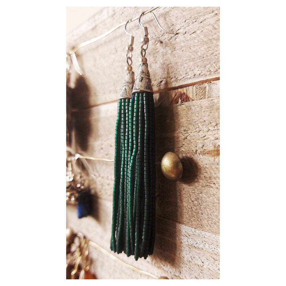 3/$25 -- Long green glass seed bead earrings